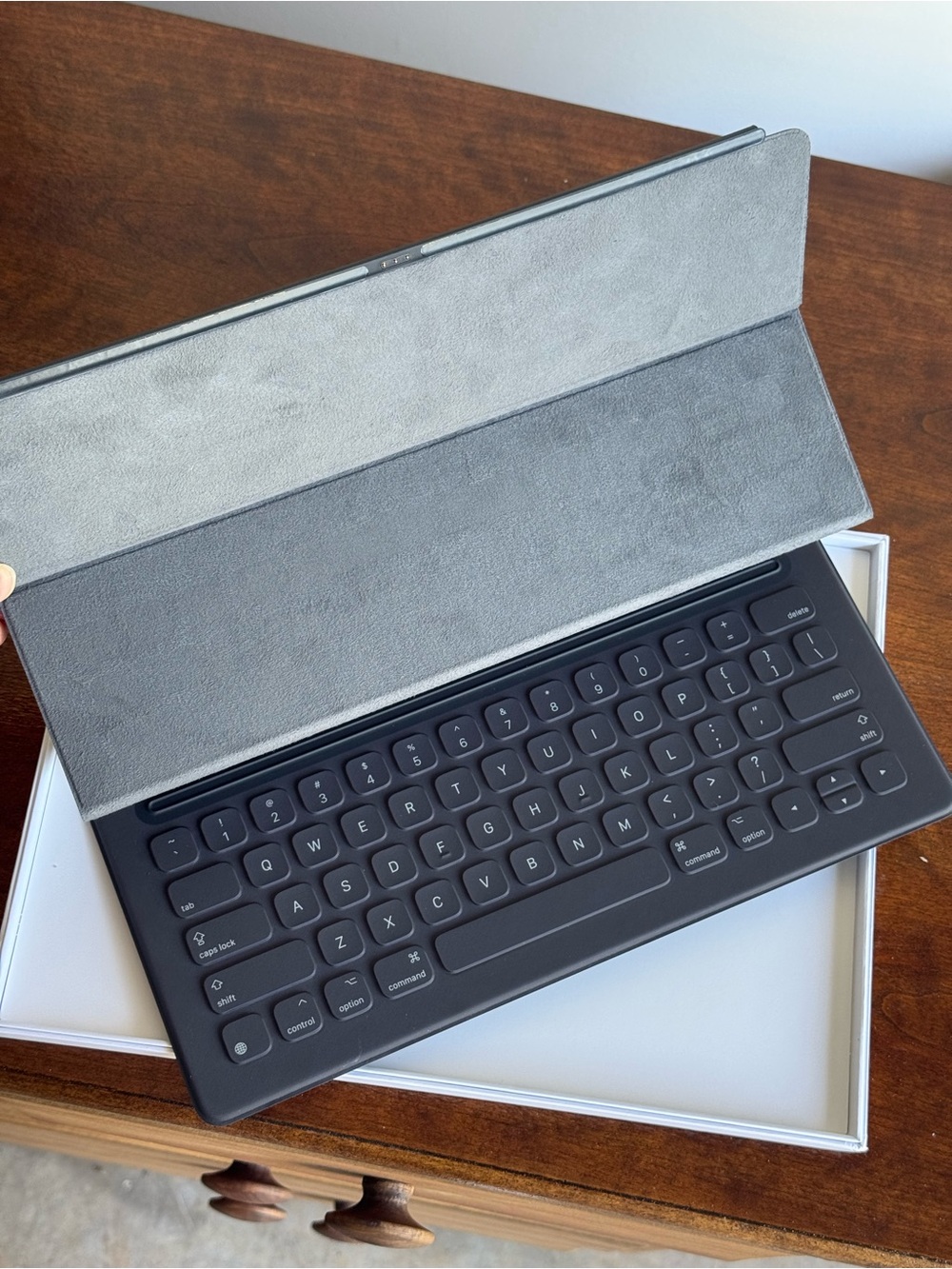 Apple iPad Smart Keyboard Case model A1636 for 12.9" iPad Pro